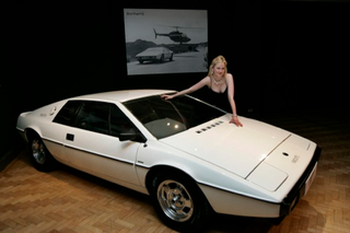 Illustration for article titled Lotus Esprit Submarine Car From The Spy Who Loved Me Heading To Auction Again